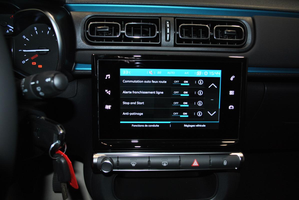 Citroën C3 - III (2) 1.2 PURETECH 83 SHINE PACK